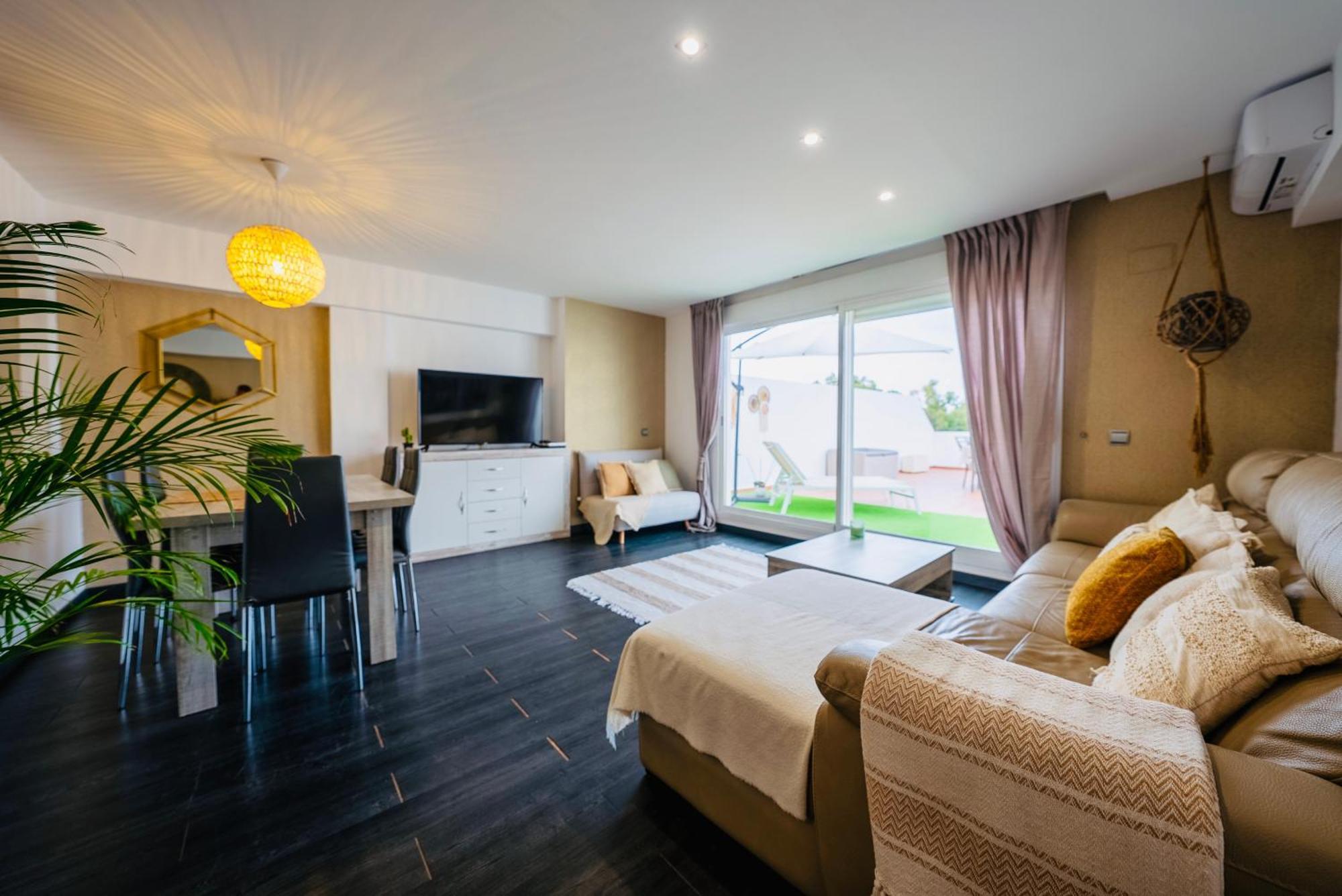 Frente A La Playa Apartamento Boutique En Marbella Luaran gambar