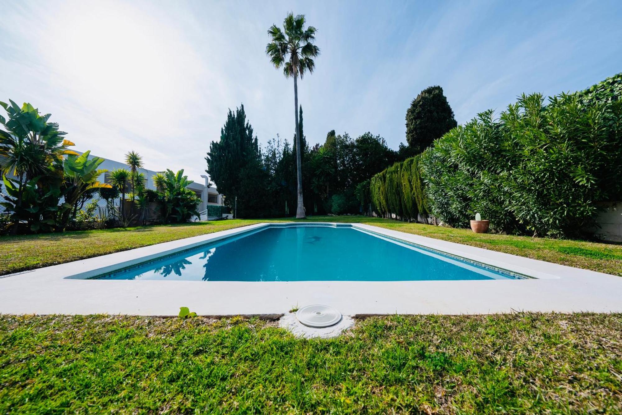 Frente A La Playa Apartamento Boutique En Marbella Luaran gambar